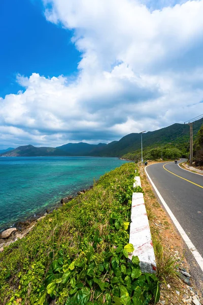 Panoramatický Pobřežní Con Dao Ostrov Pohled Shora Vlnami Pobřeží Čisté — Stock fotografie