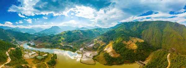 相馬サンパウロ Yティ ラオス蔡州 ベトナムでの棚田の空中画像 ベトナムの風景パノラマ 相馬サンパウロの棚田 壮大な水田 パノラマショットをステッチ — ストック写真
