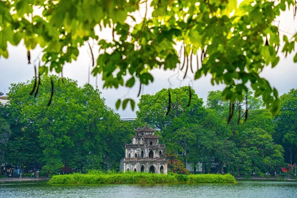 Θολή Φόντο Hoan Kiem Lake Guom Sword Λίμνη Στο Κέντρο — Φωτογραφία Αρχείου