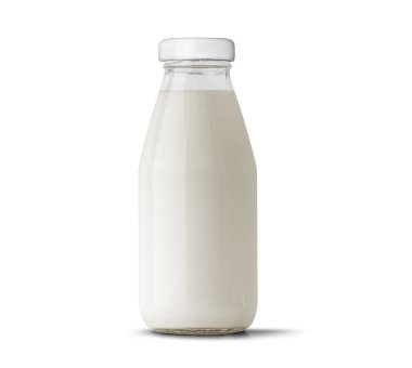 Beyaz arka planda izole edilmiş cam şişedeki süt