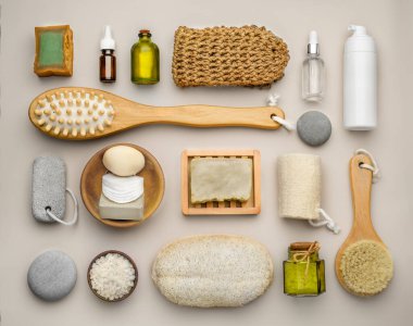 Banyo ve spa için doğal cilt bakım ürünleri koleksiyonu, rahatlama kozmetikleri. Düz yatıyordu