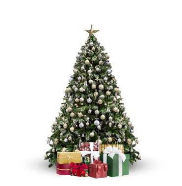 Beyaz arka planda izole edilmiş yılbaşı hediyeleriyle süslenmiş Noel ağacı