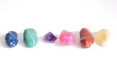 Yarı değerli taşlar, renk spektrumu, Gemstones Çok renkli, Gökkuşağı