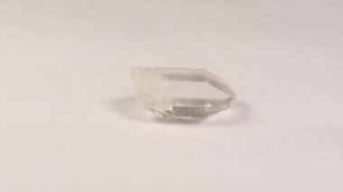 Yarı değerli taş, Gemstone Kuvars Noktası