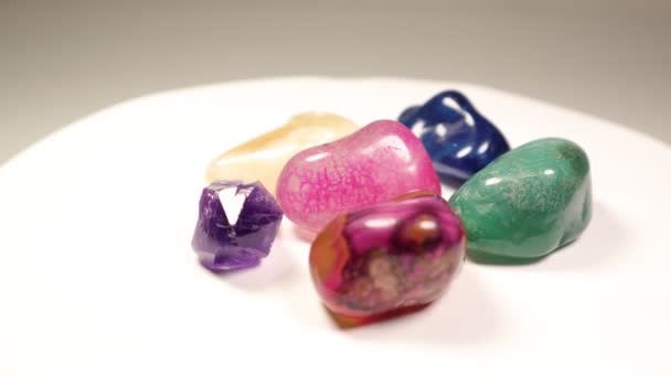 Piedras Semipreciosas Gemas Multicolor Espectro Color — Vídeo de stock