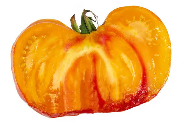 スタジオショット 白い背景に半分黄色とオレンジ色のトマト — ストック写真
