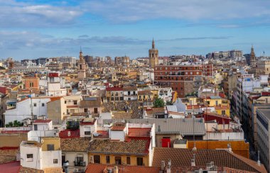 Aralık 2022 - Valencia, İspanya - Valensiya 'nın güzel sokakları, tarihi şehir merkezinde kuşbakışı bir bakış açısıyla