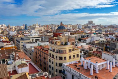 Aralık 2022 - Valencia, İspanya - Valensiya 'nın güzel sokakları, tarihi şehir merkezinde kuşbakışı bir bakış açısıyla