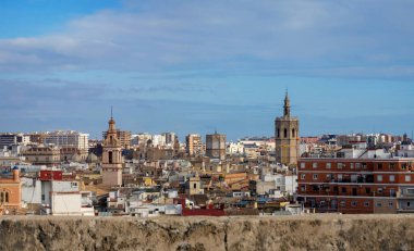 Aralık 2022 - Valencia, İspanya - Valensiya 'nın güzel sokakları, tarihi şehir merkezinde kuşbakışı bir bakış açısıyla