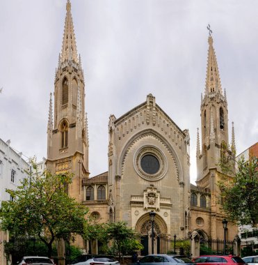 Aralık 2022 Valencia, İspanya tarihi şehir merkezinde gün boyunca Valencia 'nın güzel sokakları.