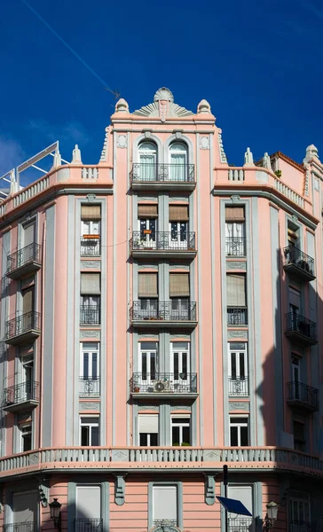 2022年12月 スペイン バレンシア 歴史的な街の中心部で一日中バレンシアの美しい建物 — ストック写真