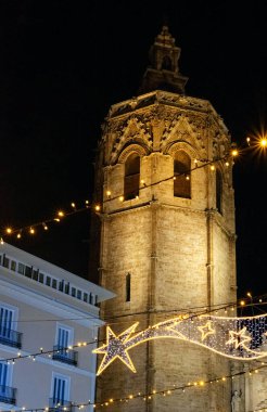 Aralık 2022 - Valencia, İspanya - Valensiya Katedrali Gün boyunca şehrin tarihi merkezinde