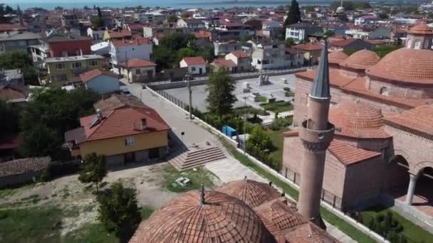 Video Del Dron Captura Plaza Principal Iznik Con Mezquitas Otomanas — Vídeo de stock