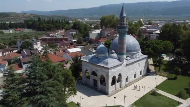 4K无人机镜头从空中展示了历史性的Znik Yeil Camii 理想的土耳其建筑 历史和旅游项目 — 图库视频影像