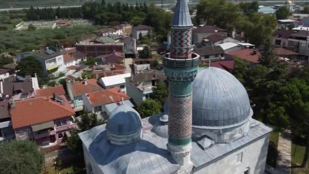 Erleben Sie Iznik Yesil Camii Von Oben Mit Diesem Drohnenmaterial — Stockvideo