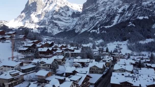 Fedezze Fel Grindelwald Hófedte Varázsát Melyet Egy Drón Ragadott Otthonokat — Stock videók