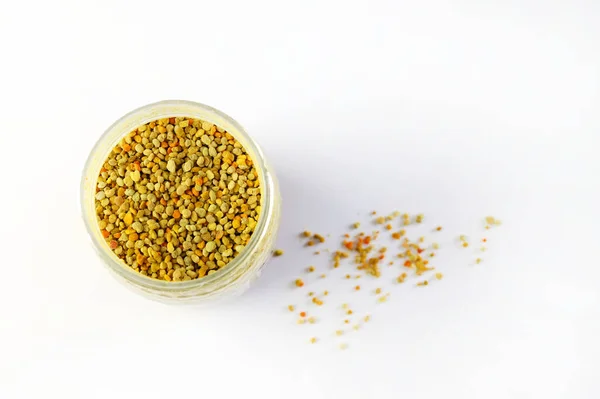 Grains Pollen Abeille Sur Fond Blanc Complément Alimentaire Sain Médecine — Photo