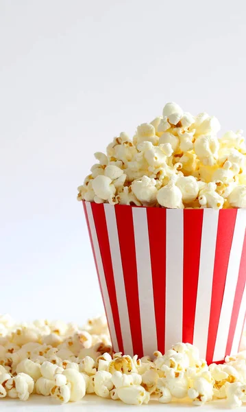 Smaklig Saltad Popcorn Bakgrund Biograf Film Och Underhållningskoncept Kopiera Utrymme — Stockfoto