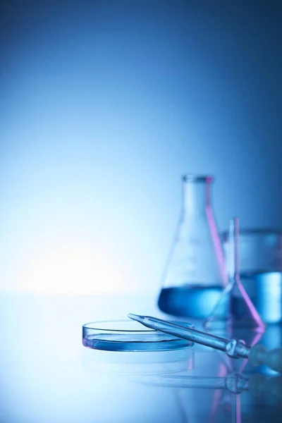 Frasco Laboratório Com Líquido Azul — Fotografia de Stock