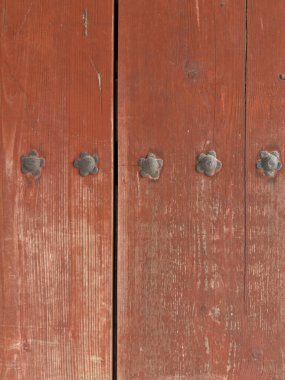 Hanok 'un sessiz gölgeleri ve doğal dokuları seni huzur ve nostalji alanına davet ediyor..