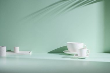 Minimum Yaşam Alanında Sabah Işığı ve Doğal Gölgeler.