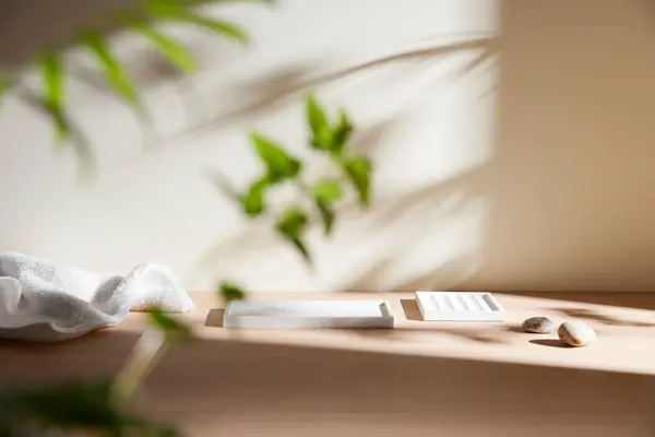 Minimum Yaşam Alanında Sabah Işığı ve Doğal Gölgeler.