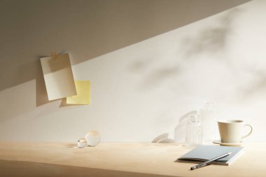 Boş beyaz kağıt ve bir fincan çay.