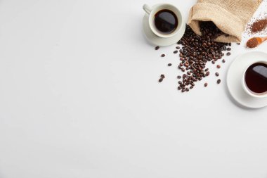 Kahve çekirdekli siyah çay.