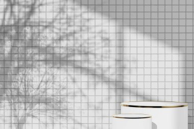 Vazolar, ağaçlar ve doğal ışıkla basit monoton arkaplan.