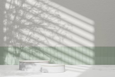 Vazolar, ağaçlar ve doğal ışıkla basit monoton arkaplan.