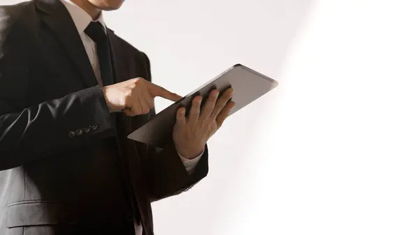 Başarılı bir iş için kullanılabilecek ofis çalışma ortamı.