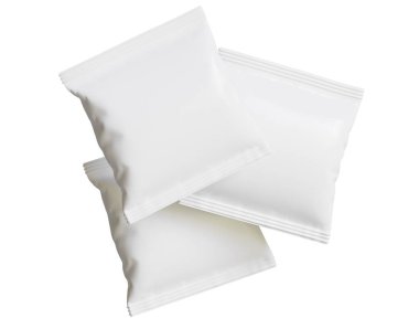 Boş Plastik Atıştırma Torbası, Beyaz Patates cipsi kabı, Beyaz arka planda izole edilmiş 3D