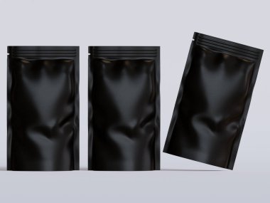 Gri arka planda siyah çanta modeli.