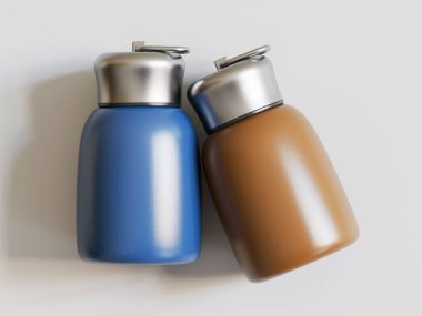 Yalıtılmış şişe ya da bardak suyu izole edilmiş arka plan