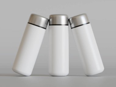 Yalıtılmış şişe ya da bardak suyu izole edilmiş arka plan