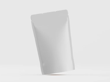Stüdyo ortamında sunulan boş beyaz bir yiyecek paketi. Paket pürüzsüz, sade ve açık gri. Esnek bir maddeden yapılmış gibi görünüyor. Görüntü, ticari uygulamalarda kullanılmak üzere tarafsız, parlak ve temiz bir stile sahiptir.