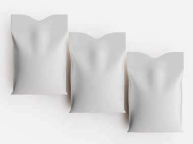 Beyaz arka planda üç açık gri, esnek paket torbası sergileniyor. Torbaların yumuşak, hafif buruşuk ya da plili bir dokusu ve kıvrımlı, ince bir şekli var. Aydınlatma düz ve tepede, belirgin bir gölge bırakmıyor. Görüntü 