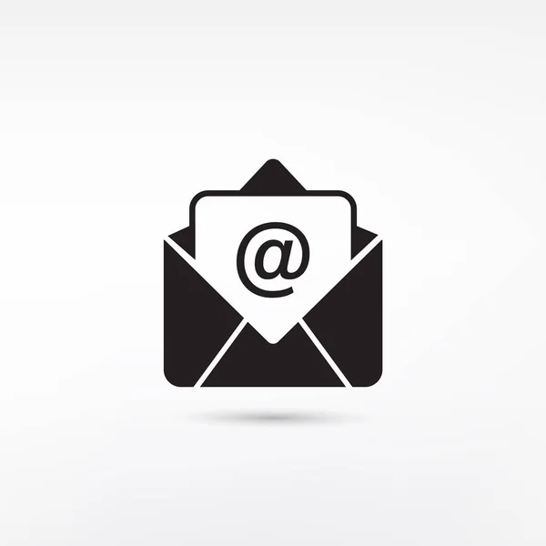 Posta zarfı simgesi düz stil. İzole edilmiş beyaz arkaplan üzerindeki e- posta iletisi vektör illüstrasyonu.