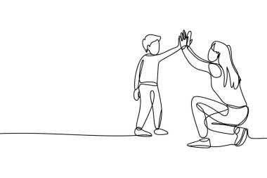 Aralıksız çizilen bir çizim, bir kadınla çocuk arasındaki kutlama anını yakalar. Kadın diz çöküyor ve hem o hem de çocuk beşlik çakıyor. Bu jest başarıyı, teşviki ya da paylaşılan pozitif neşeyi simgeler.