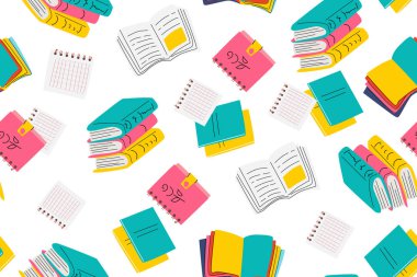 Beyaz arkaplan üzerine renkli kitap ve defterler.