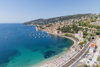 Fransız Rivierası 'ndaki Villefranche sur Mer köyünün panoramik manzarası