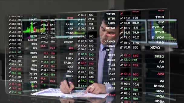 Trader Looking Online Stock Market Data — Wideo stockowe