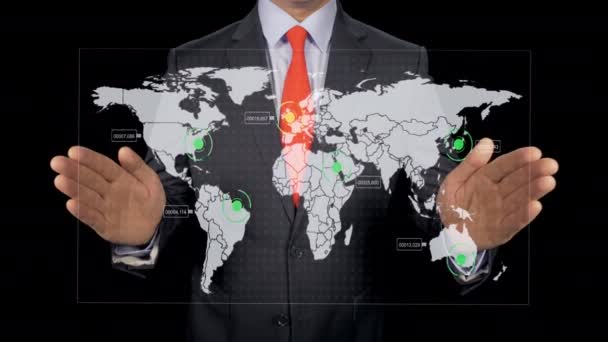 Händler Sieht Globale Daten Auf Dem Bildschirm — Stockvideo