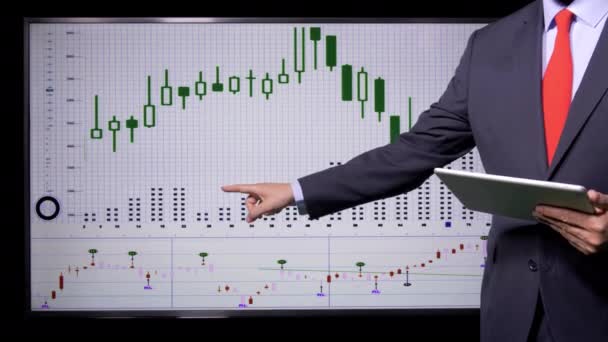 Trader Looking Stock Market Data — Stockvideo