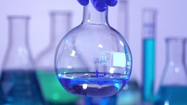 生物实验室的化学试验 — 图库视频影像
