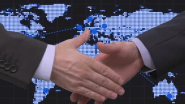 Ofiste iş anlaşmasının el sıkışması kapanıyor.