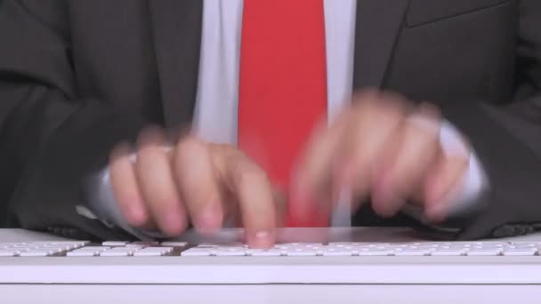 Tippen Auf Weißer Tastatur Schnell — Stockvideo