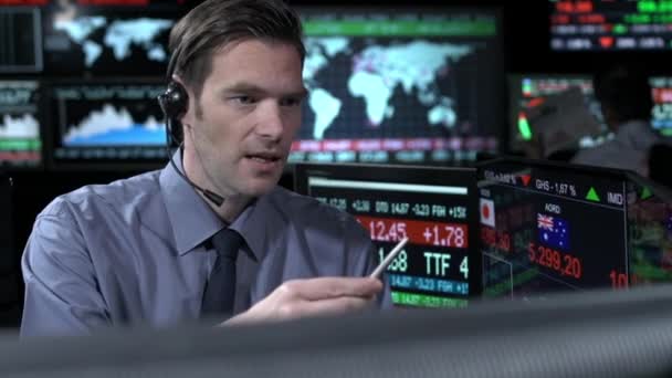 Podnikatel Analýze Údajů Akciového Trhu — Stock video