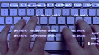 Klavye ve Data yakın plan görüntüsü