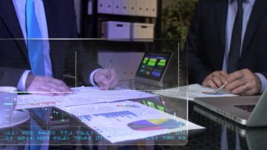 finans sektörü konsepti üzerinde çalışmak